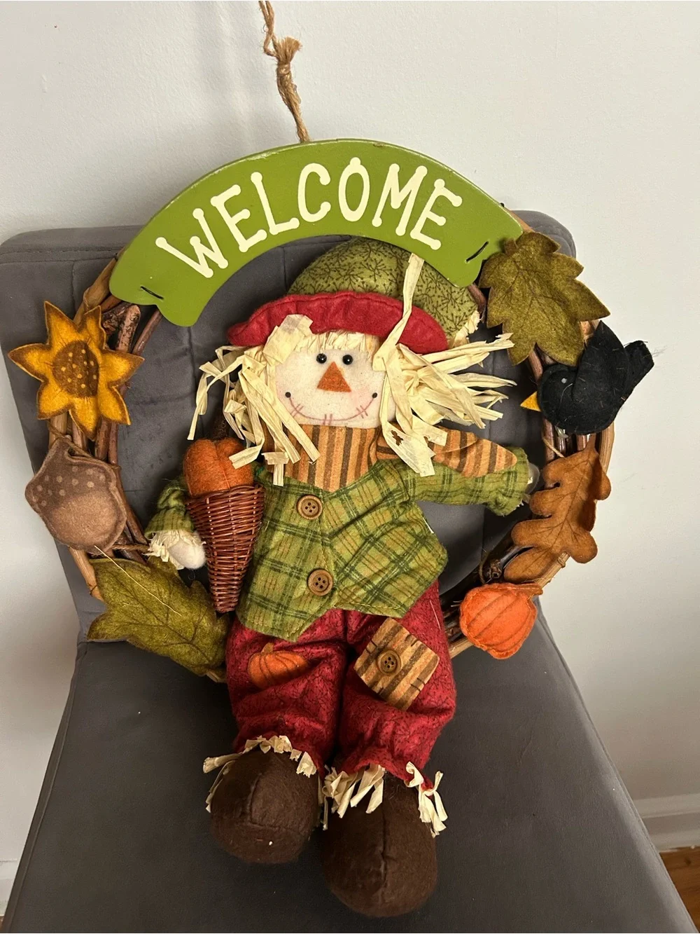 Fall harvest grapevine wreath with scarecrow fall decor
